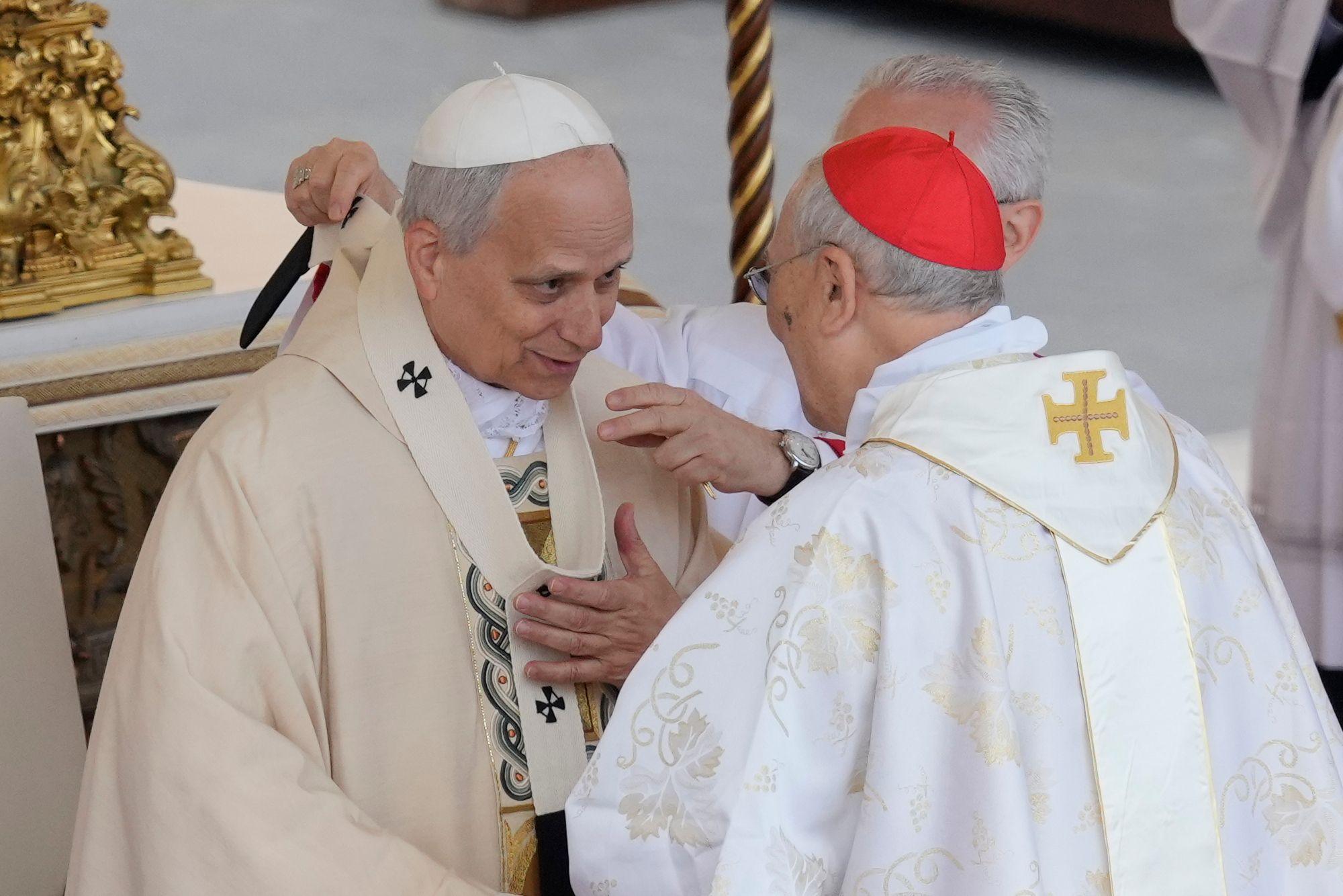 APTOPIX_Vatican_Pope_26414.jpg
