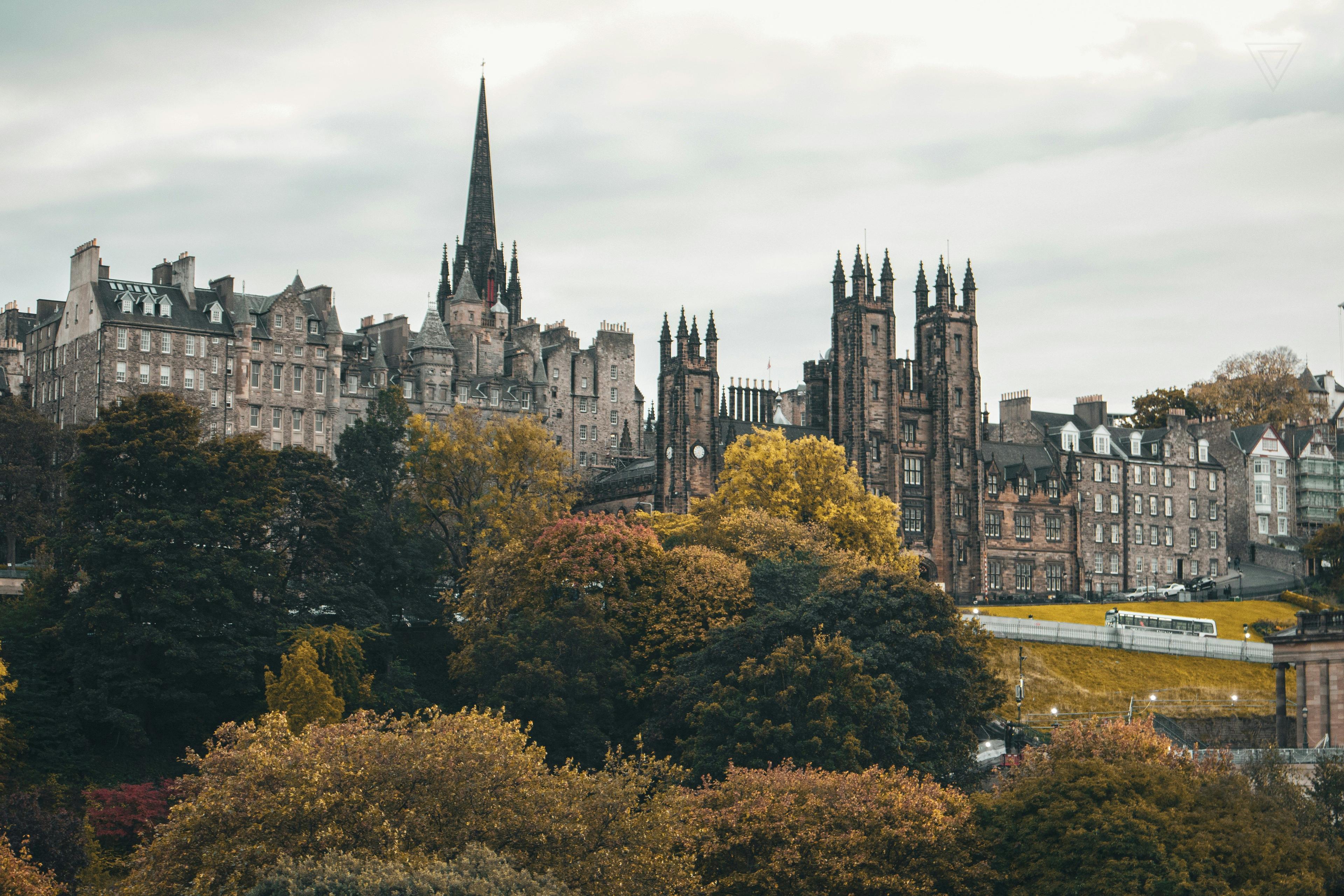 Edinburgh, Skócia - unsplash.jpg