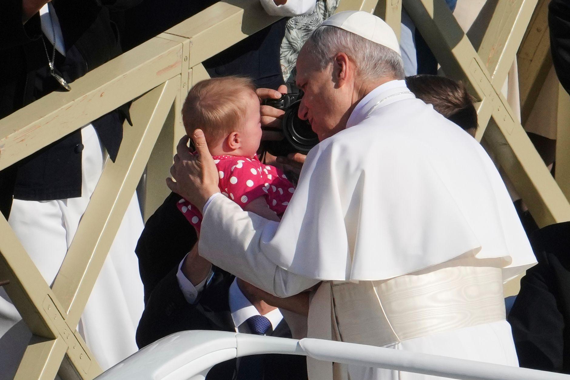 Vatican_Pope_24583.jpg