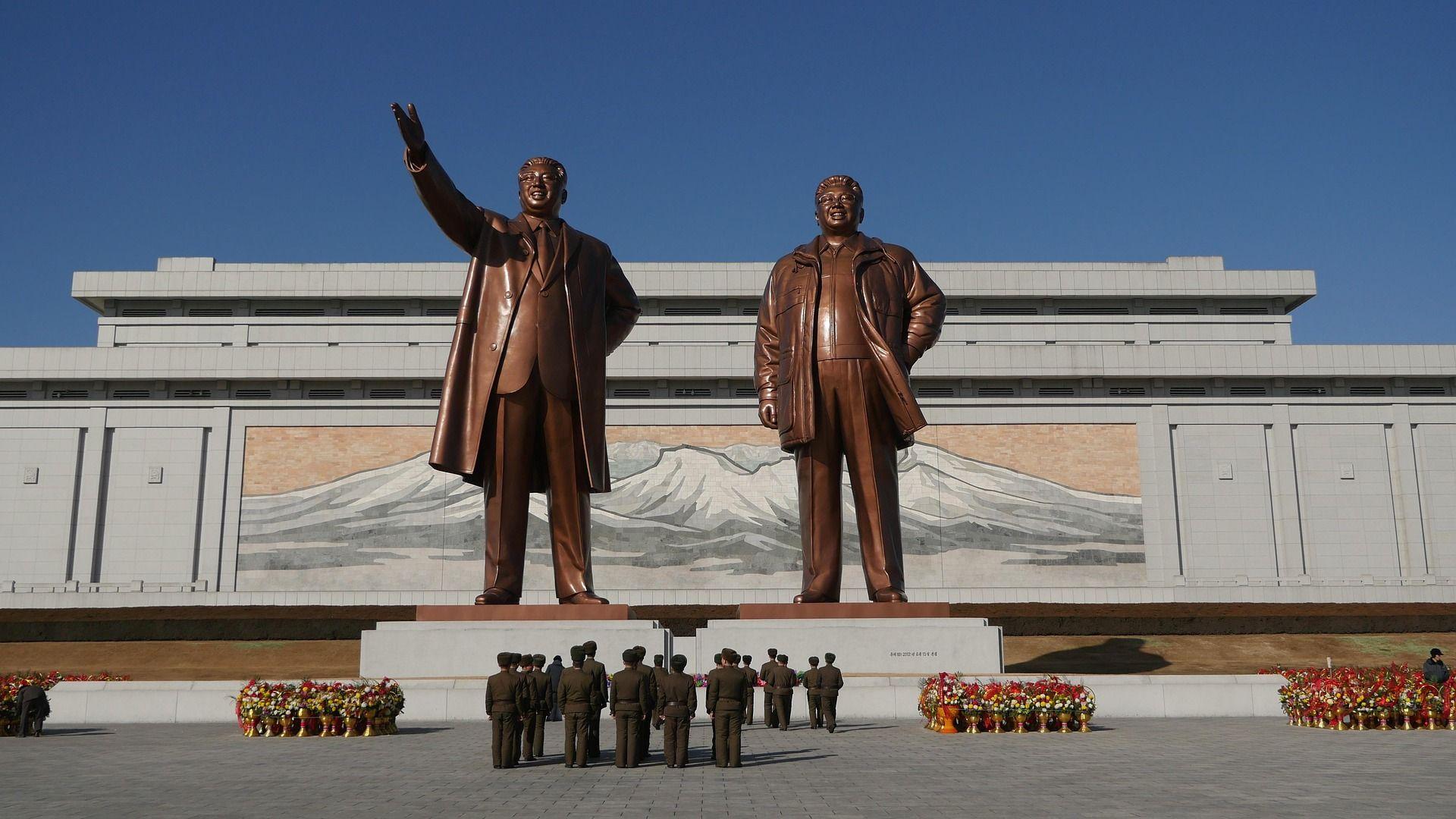 alex_berlin-north-korea-3340884_1920.jpg