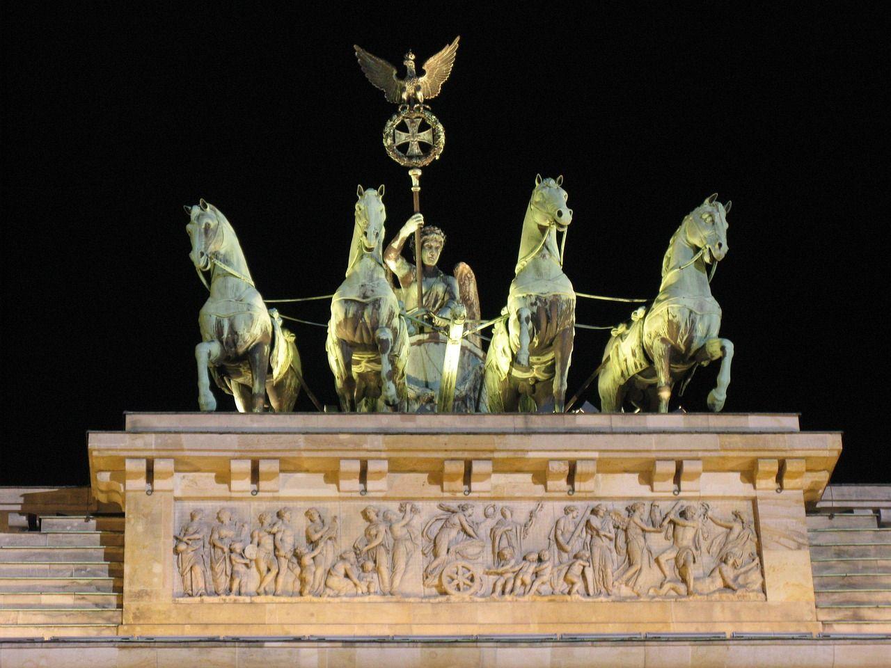 brandenburg-gate-9970_1280.jpg
