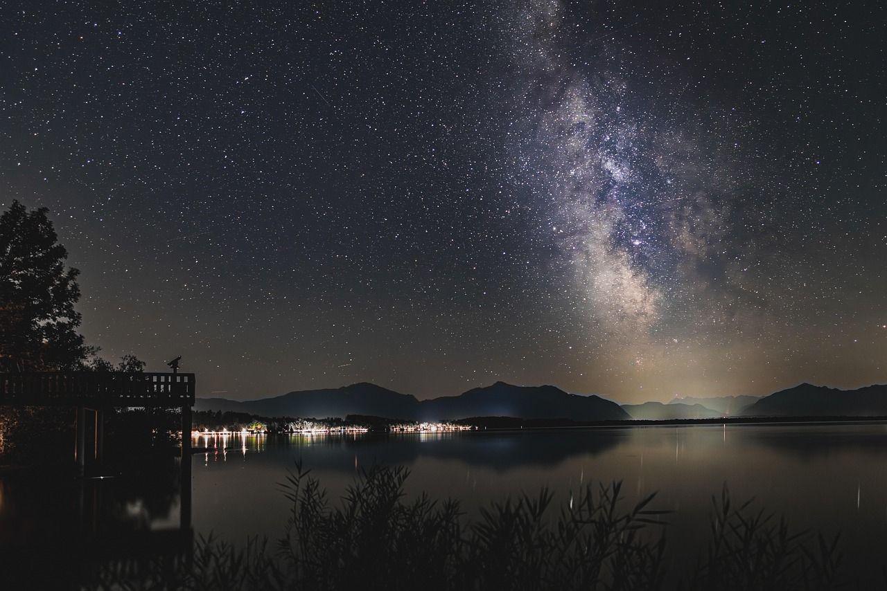 milky-way-8999255_1280.jpg