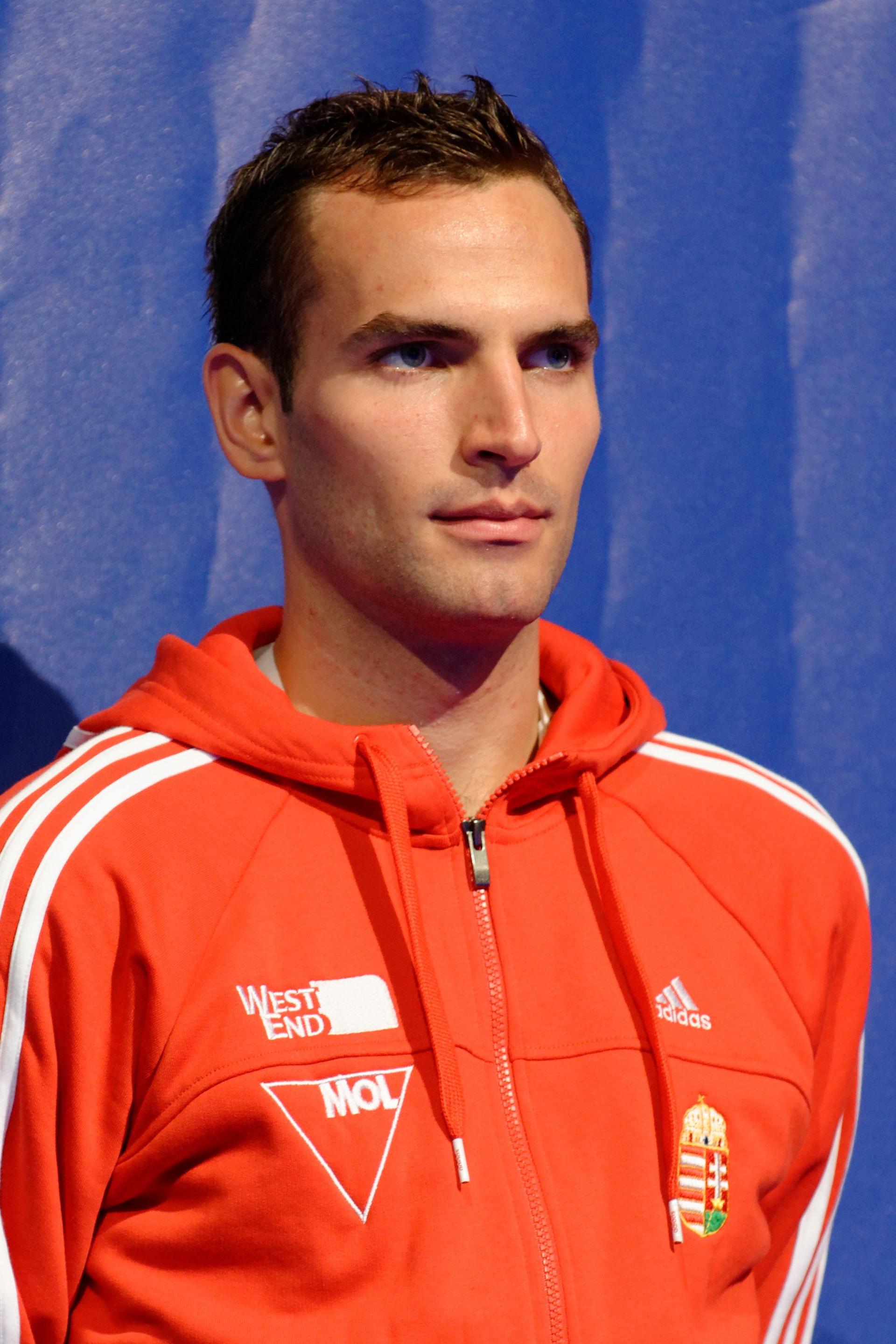 Aron_Szilagyi_podium_2013_Fencing_WCH_SMS-IN_t205519.jpg
