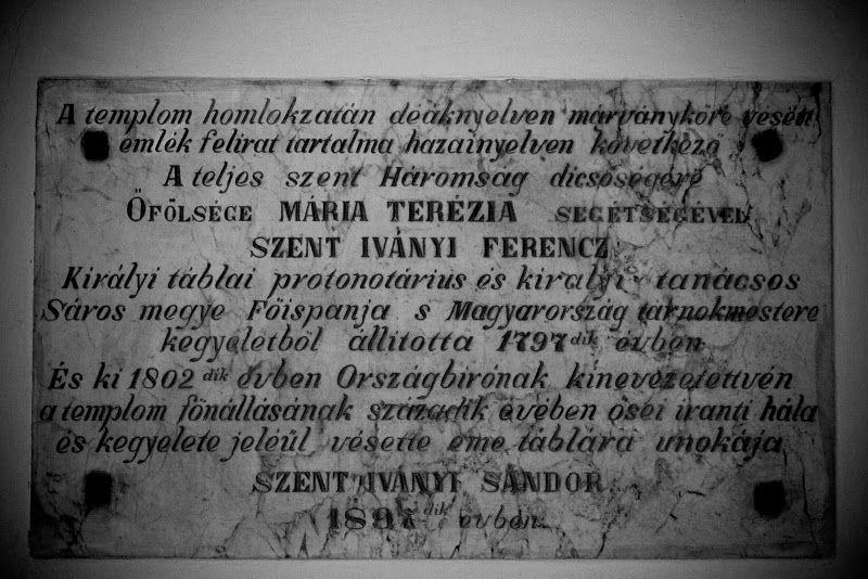 Fotó Csáky Károly. Szentiványi emléktáblája a templomban..jpg